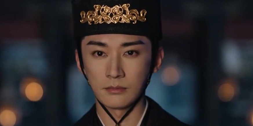 Лю Сюэи в роли министра Шэнь Цзае