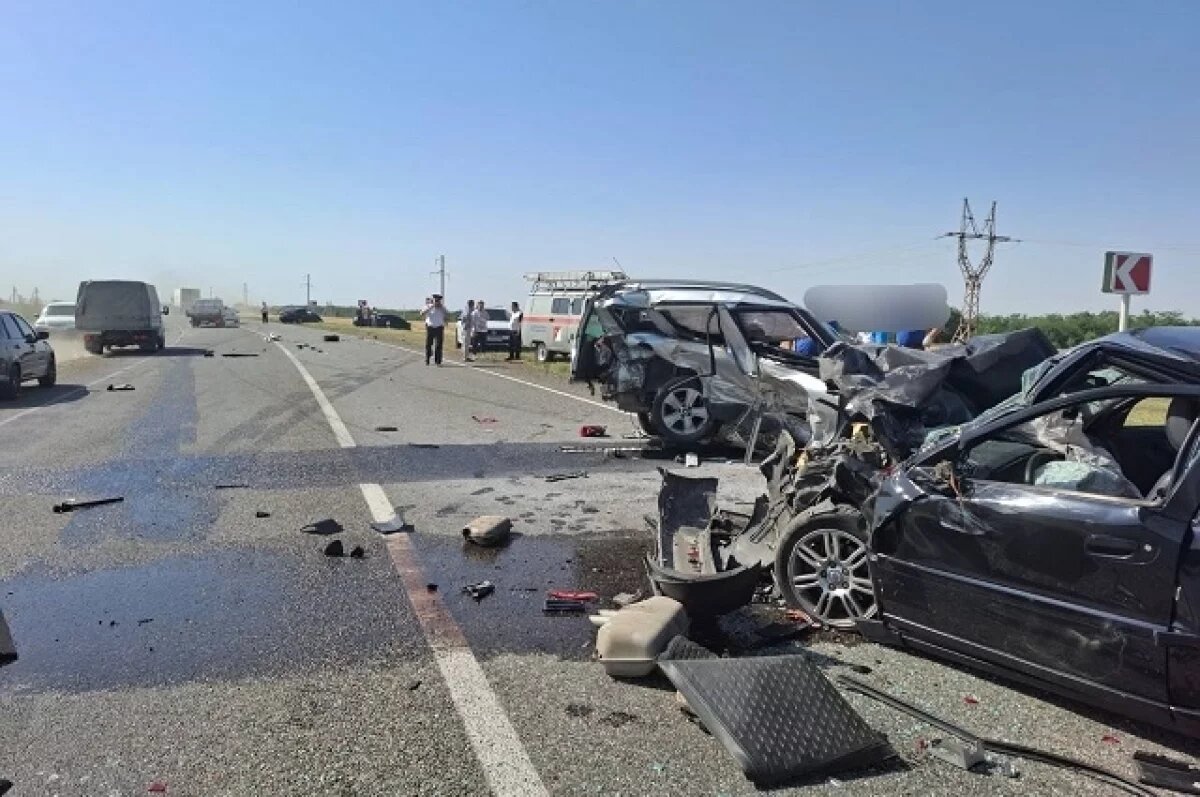    Двое человек погибли в ДТП с четырьмя автомобилями в Ставропольском крае