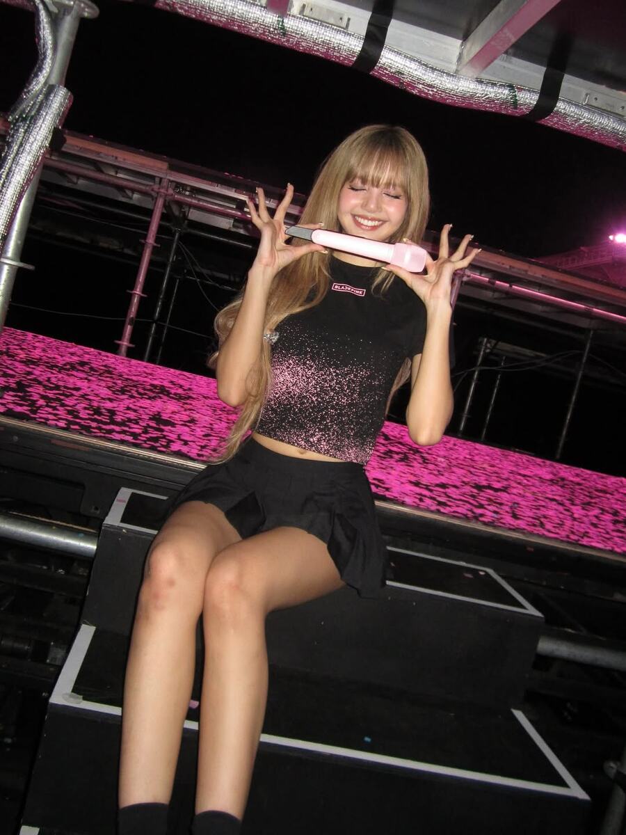    источник: @lalalalisa_m