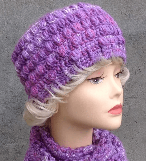 Кубаночка, связанная крючком выглядит очень изысканно