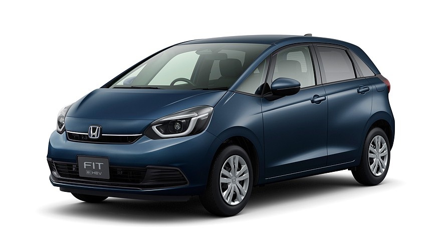    На фото: актуальный Honda Fit в новом синем цвете