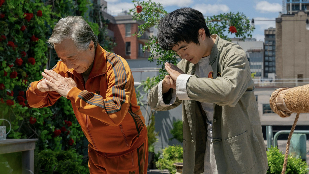 Кадр из фильма "Каратэ-пацан: Легенды"