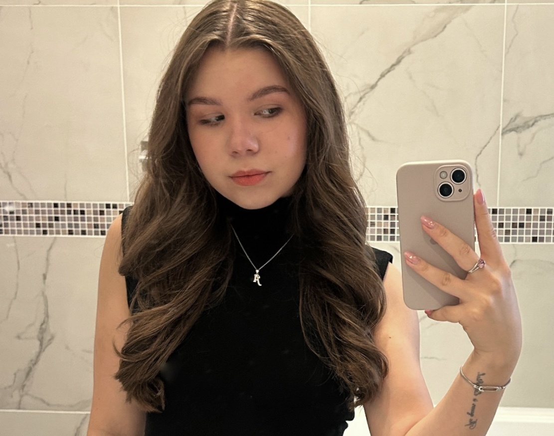 Я даже не пытаюсь выпрямить волосы, они начнут пушиться моментально