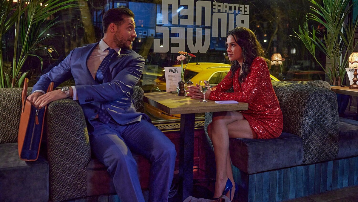 Холли Мэй Бруд, Юват Вестендорп