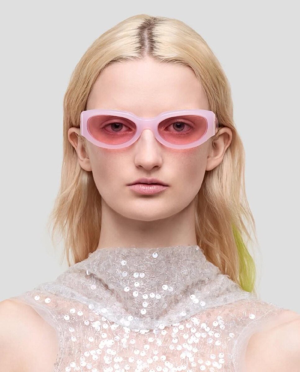    P.Y.E х Hello Kitty