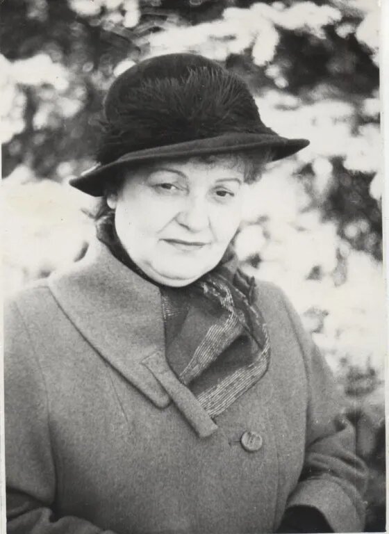 ФОТО АВТОРА. шляпку, привезенную из Польши, Валентина Иосифовна подарила мне.