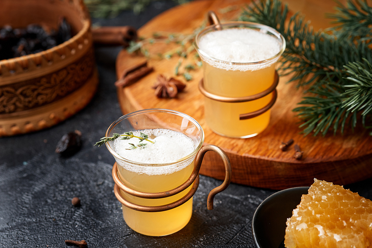 Tanya Sid / Shutterstock / FOTODOM📷Классический старорусский сбитень