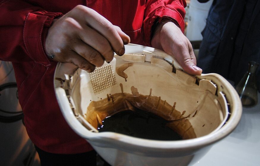    Европа не устояла и прогнулась. Потолок цен на нефть из России отменяется?