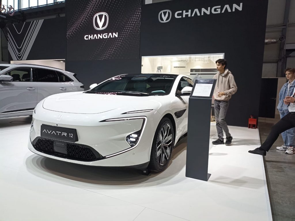 Avatr 12 в России: официальные продажи начнутся, предварительно, в сентябре этого года.