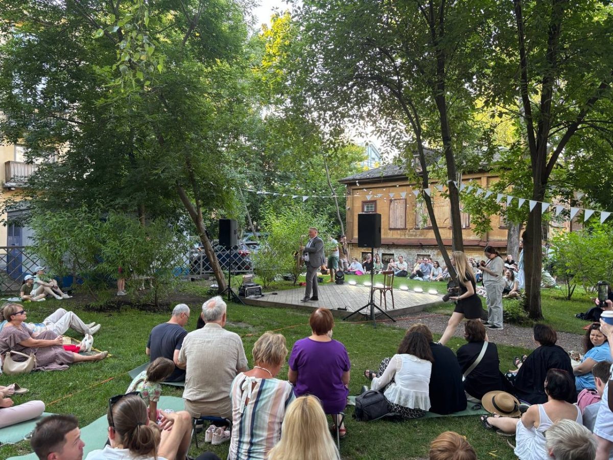    Этот музыкальный проект уже стал яркой традицией, объединяющей самых разных любителей музыки