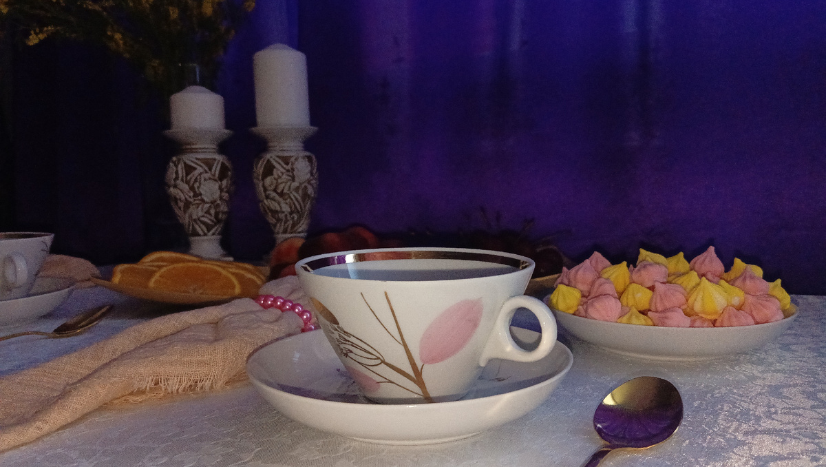 Чайный винтаж с блошки. Фото автора 