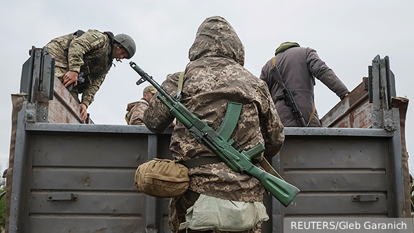     Фото: REUTERS/Gleb Garanich   
 Текст: Дмитрий Зубарев