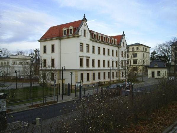 Госпиталь, Дрезден...