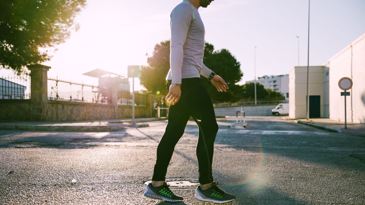    Сколько шагов в день нужно делать? Фото: Freepik