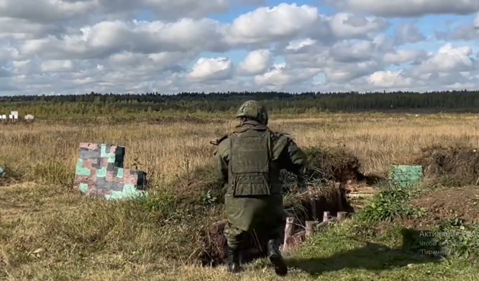    Военная подготовка. Военный полигон. Источник: mil.ru