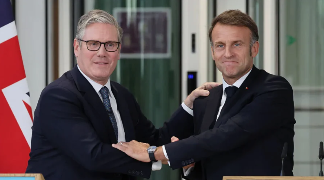    Макрон заявил о «сигнале России»: Страны «коалиции желающих» намерены патрулировать воздушное и морское пространство Украины