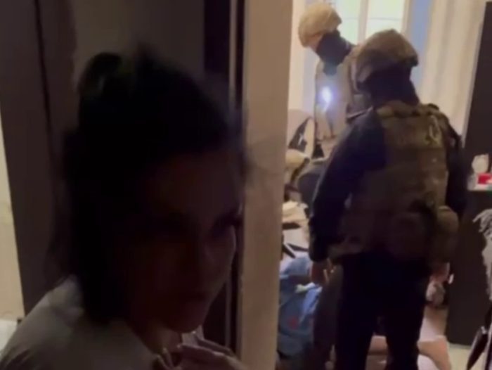 Момент задержания. Кадр из видео прокуратуры НСО.