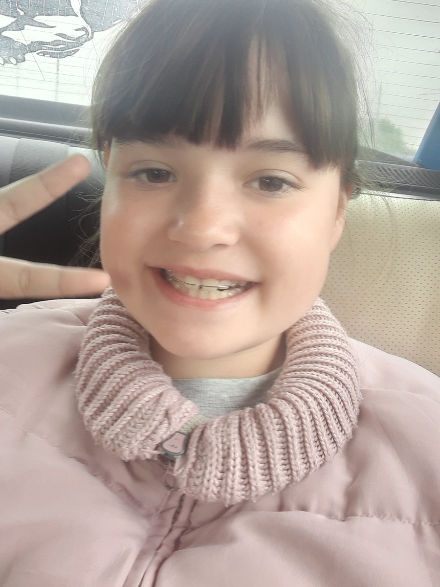 Там не оч видно . Но не чего она жёлтая🟡💛