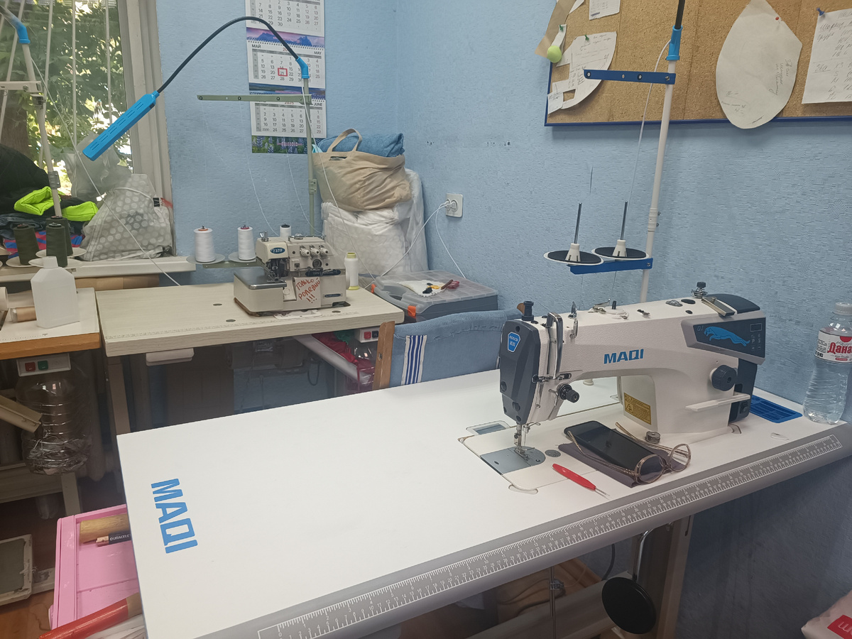 Машинка же вообще сама шьёт. Зачем ей документация🤷‍♀️