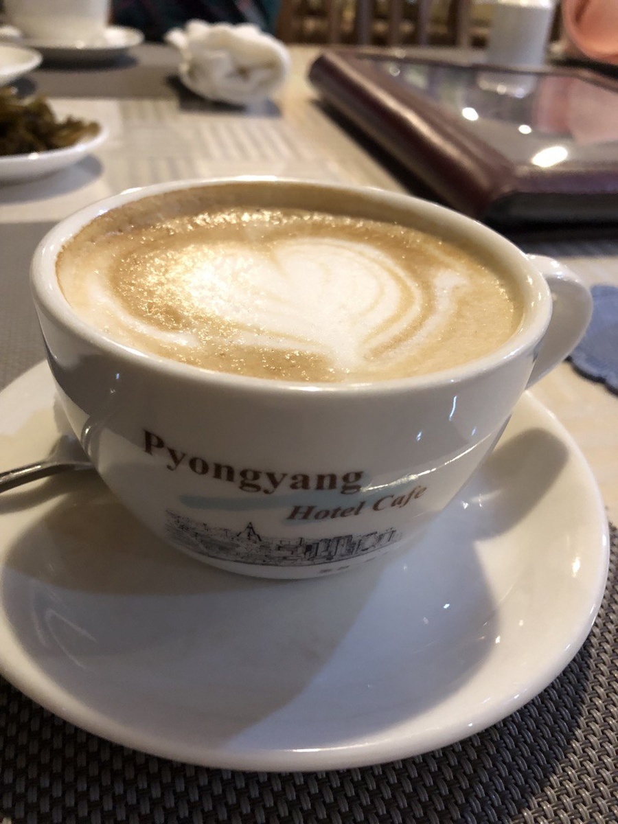 Чашка капучино в гостинице «Пхеньян». Фото из личного архива 