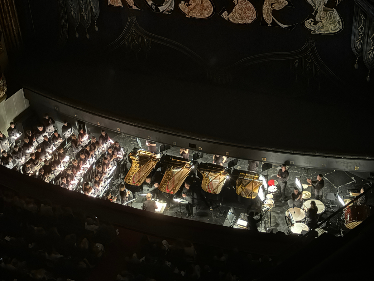 Плотненько заполненная яма.