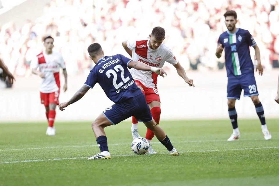    «Крылья Советов» провели третий матч в рамках летних сборов перед новым сезоном РПЛ. Сайт ПФК "Крылья Советов"