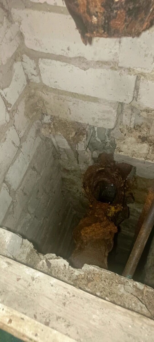     Источник: Фото стояка предоставлено собеседниками Бел.Ру.