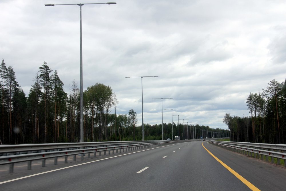     Свердловская Госавтоинспекция и «Автодор» перед открытием трассы М-12 обсудили меры безопасности на дороге