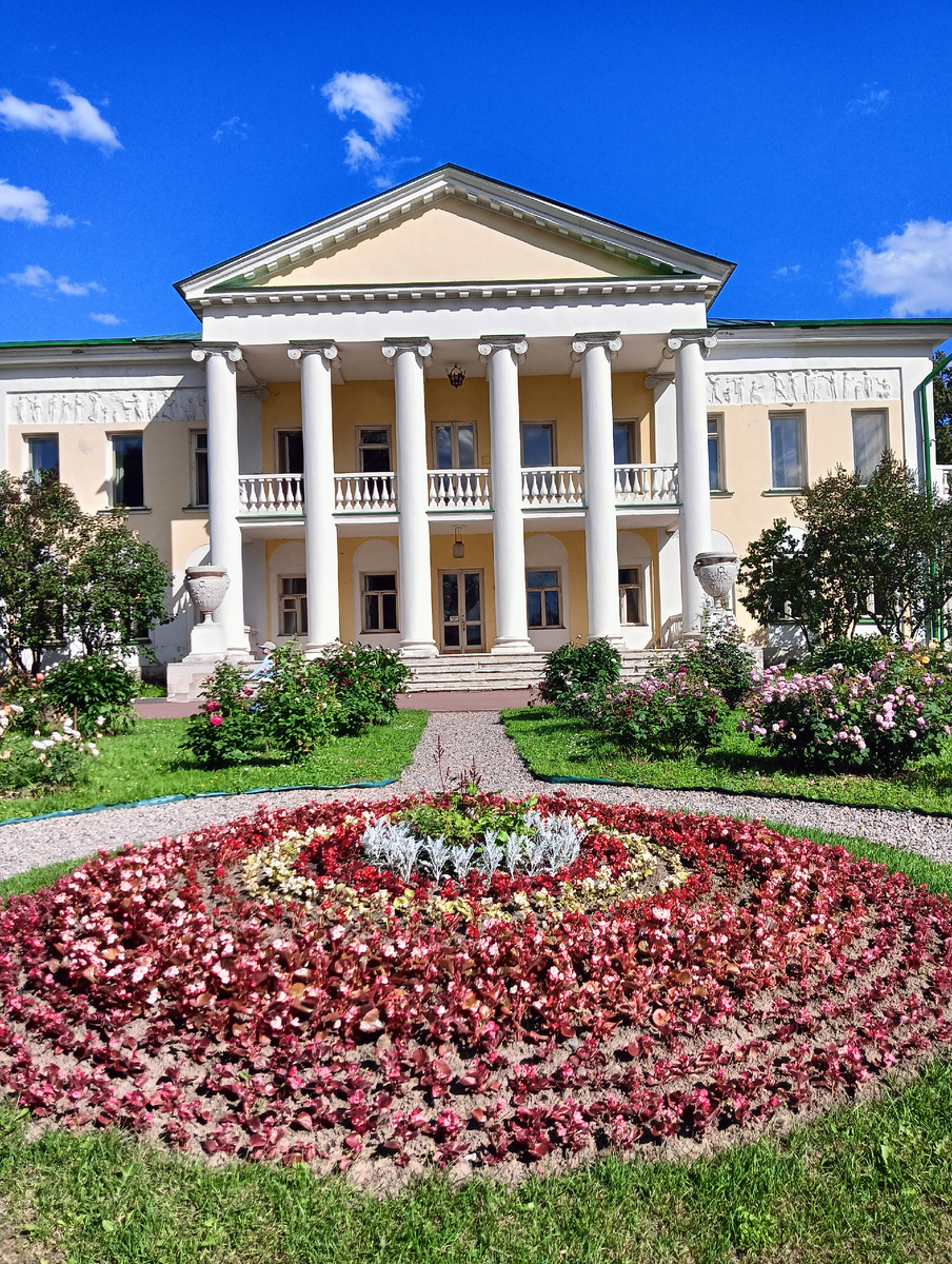 Клуба в центре