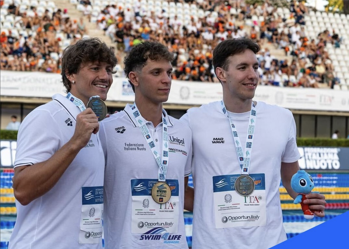   Фото: Иван Кожакин (справа) / Соцсети ЦСП Магаданской области