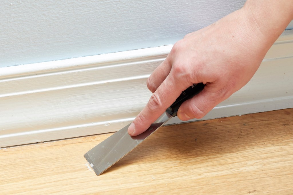 https://www.bobvila.com/wp-content/uploads/2017/07/best-way-to-clean-hardwood_floors_knife.jpg?w=1024&h=683