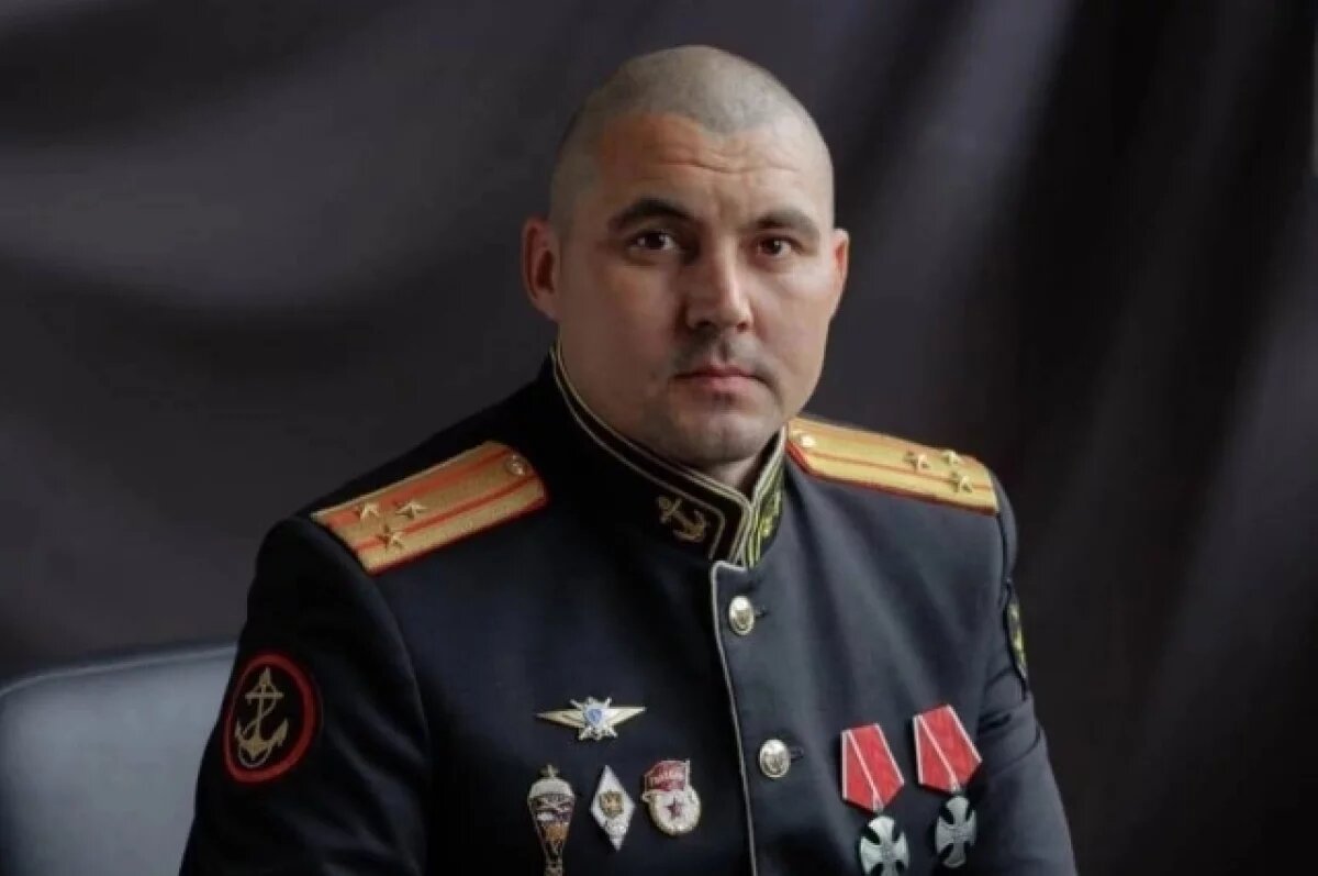    В Урмарском районе простились с командиром 155-й бригады морпехов Ильиным