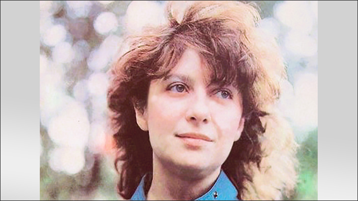    Татьяна Анциферова. Обложка диска "Оглянись на детство" 1985 года