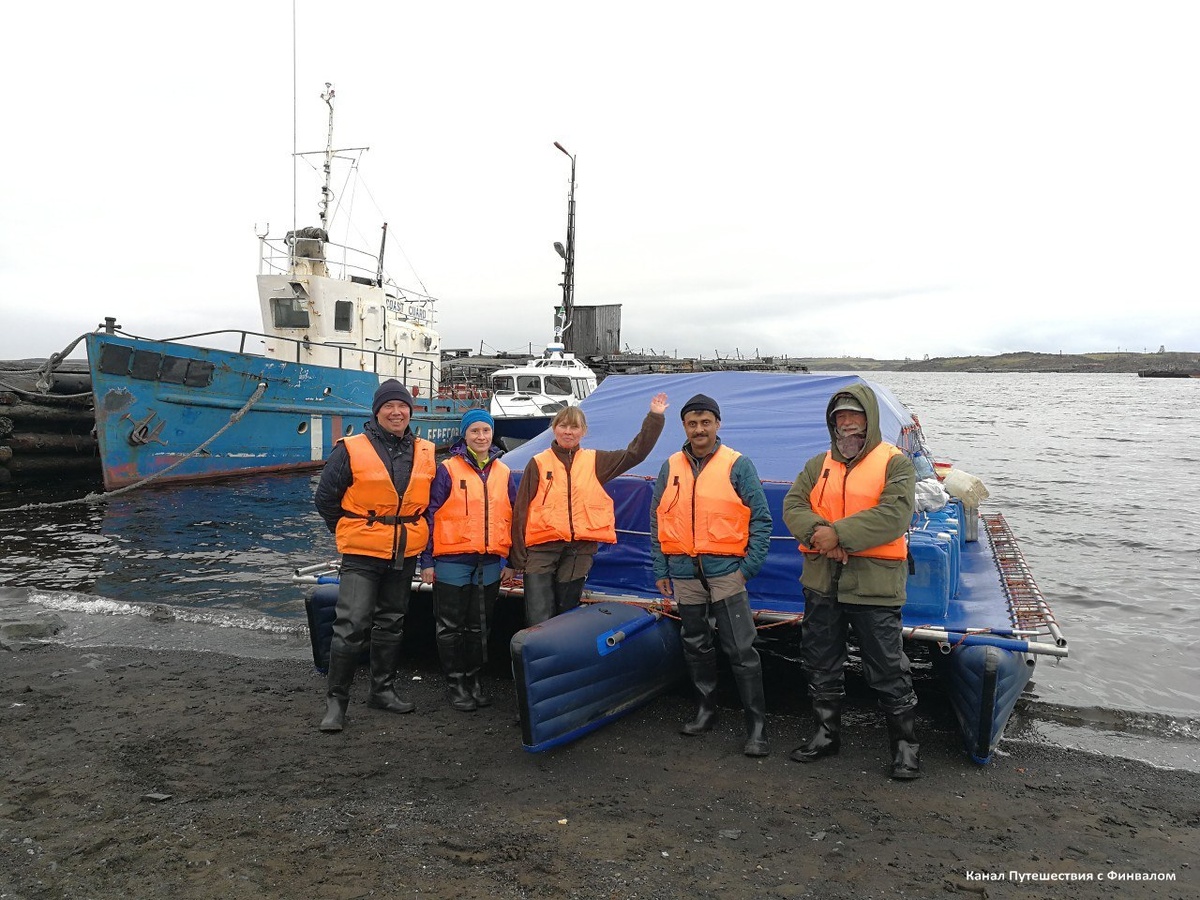 Диксон. Команда в сборе.Готовы идти в море! (фото Владимира Жерновенкова Он фотографирует, поэтому его нет на снимке)