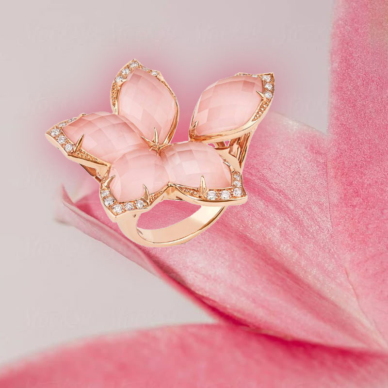 Кольцо Stephen Webster Forget Me Knot из розового золота с опалом, кварцем и бриллиантами