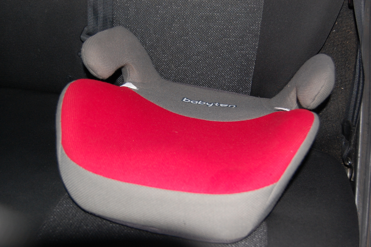 бустер для перевозки детей