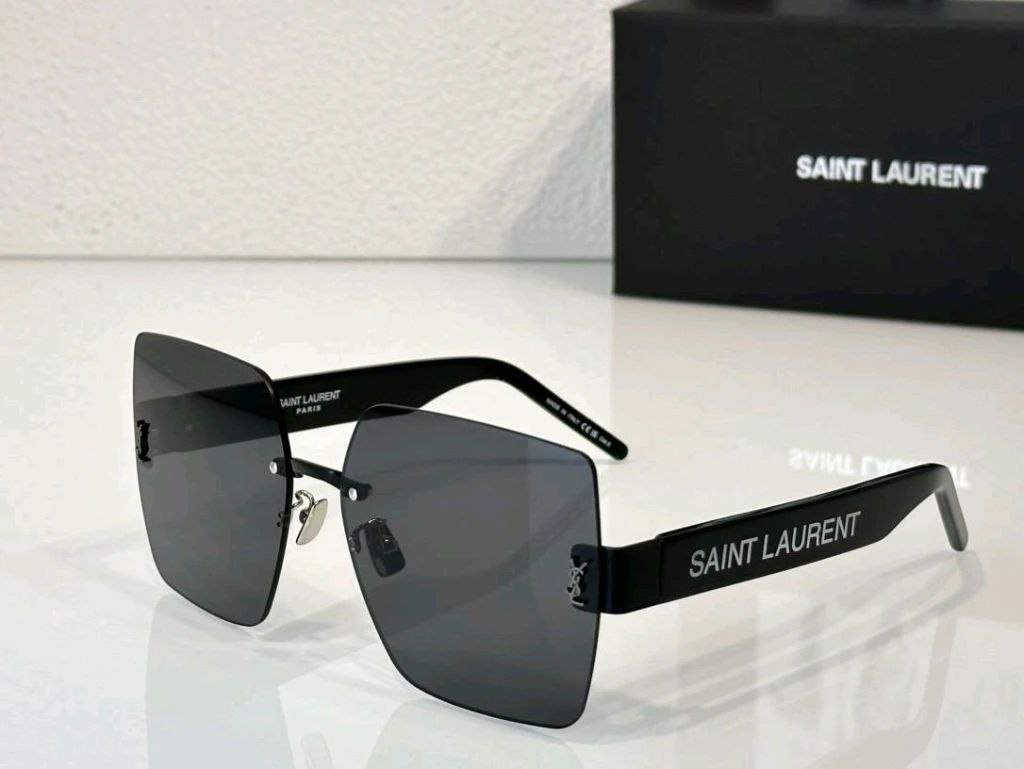 Очки Saint Laurent