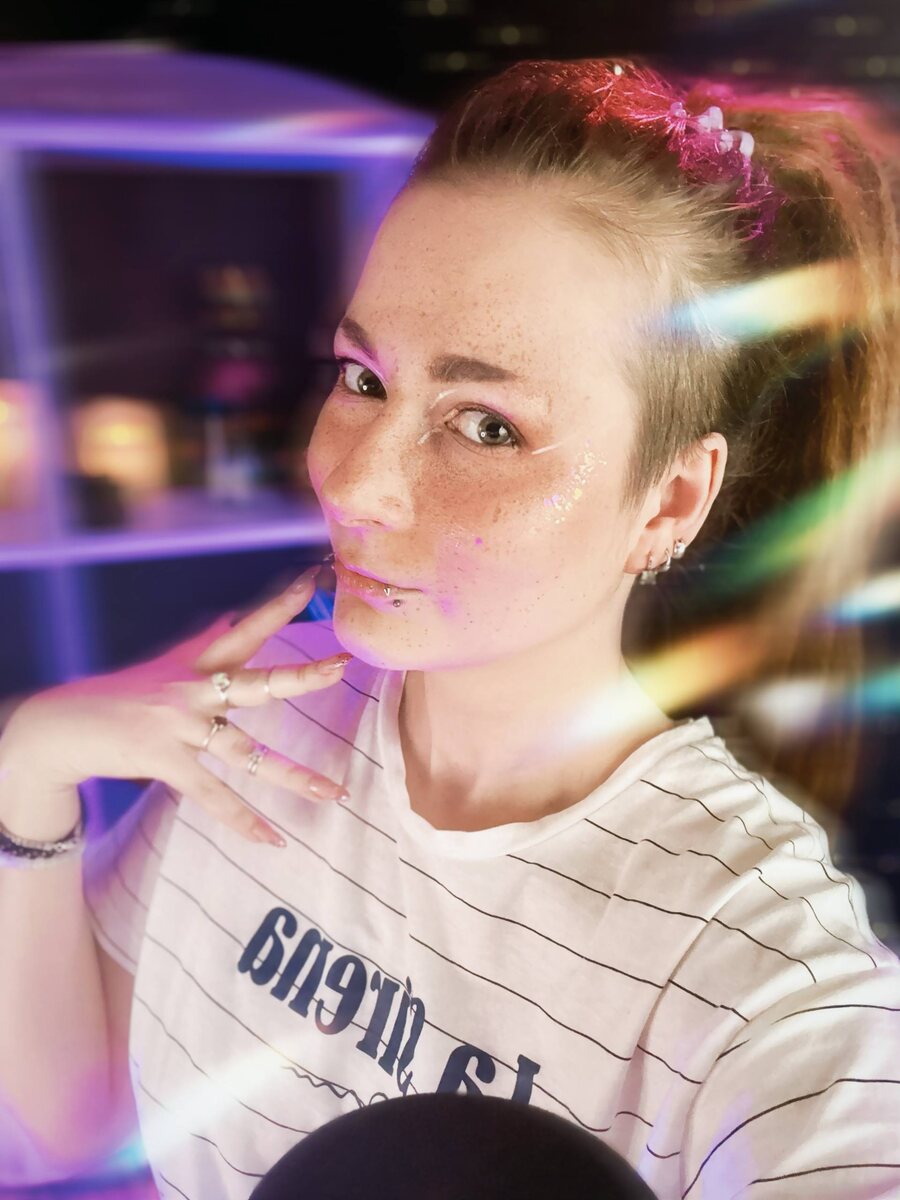 Приветствую! На связи Котовски. Здесь делюсь своими мыслями, моментами из жизни и уникальным вайбом. Надеюсь, мой контент вдохновит тебя и подарит море положительных эмоций. Добро пожаловать! Не стесняйся подписываться и заглядывать ко мне почаще ;)