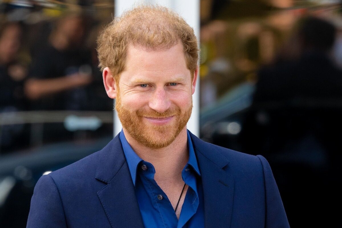 Принц Гарри опять взялся за литературное творчество? 😆