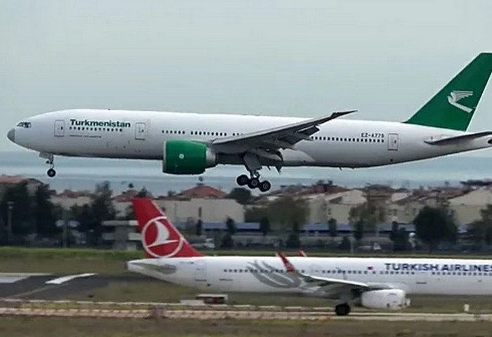 Самолёт авиакомпании «Туркменистан» (Фото: news.rambler.ru)