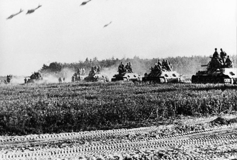 «Это Прохоровка! Там если танк остановился — выскакивай». Как проходило самое известное танковое сражение Великой Отечественной?