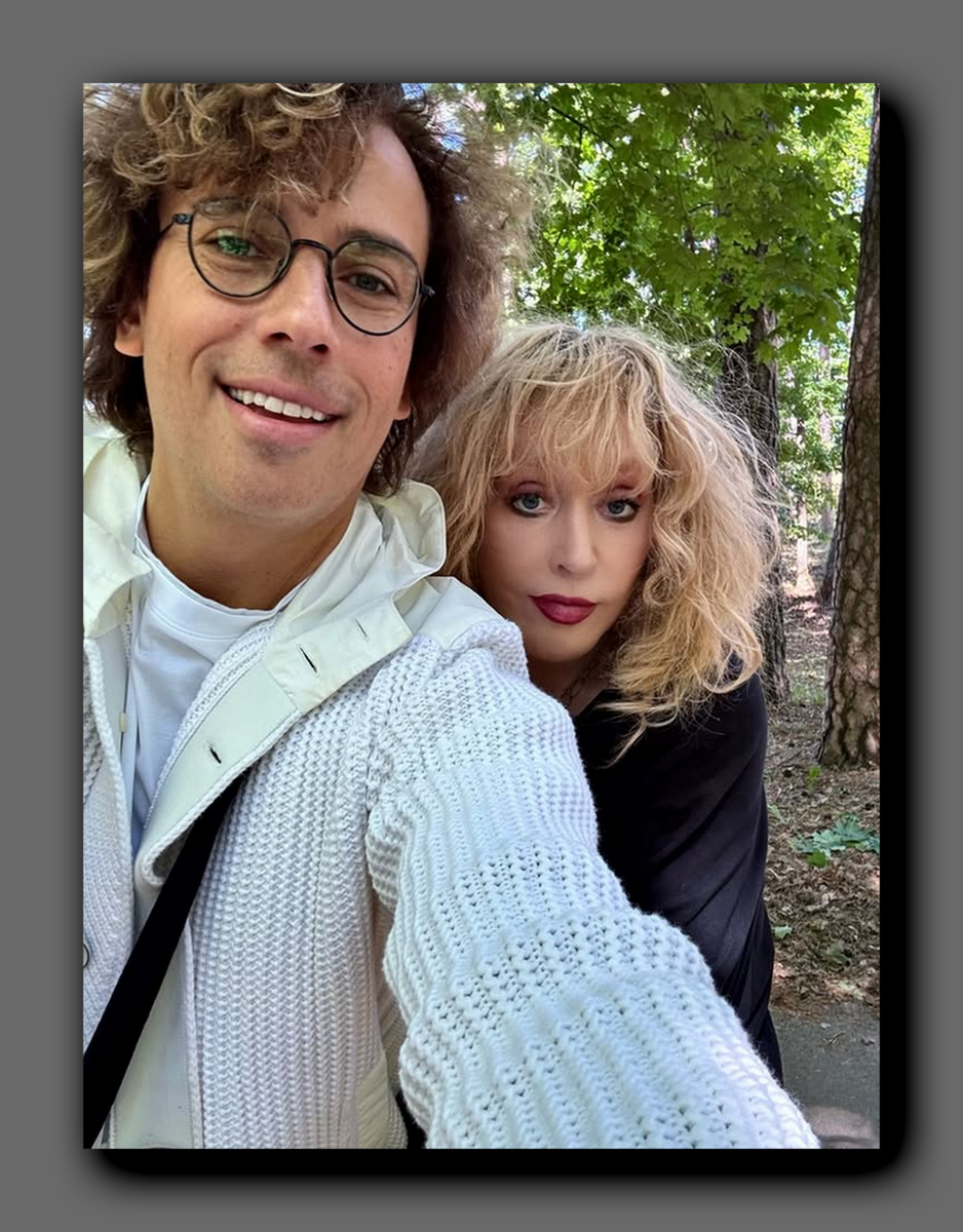 Скриншот фото из @maxgalkinru, который признан иноагентом