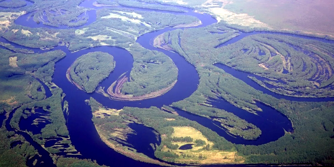 Всю жизнь считали неправильно. Какая река России на самом деле самая длинная?