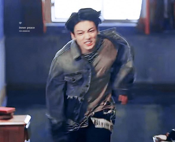 Бесплатный кофе??? Ах Юнги хитрец ...