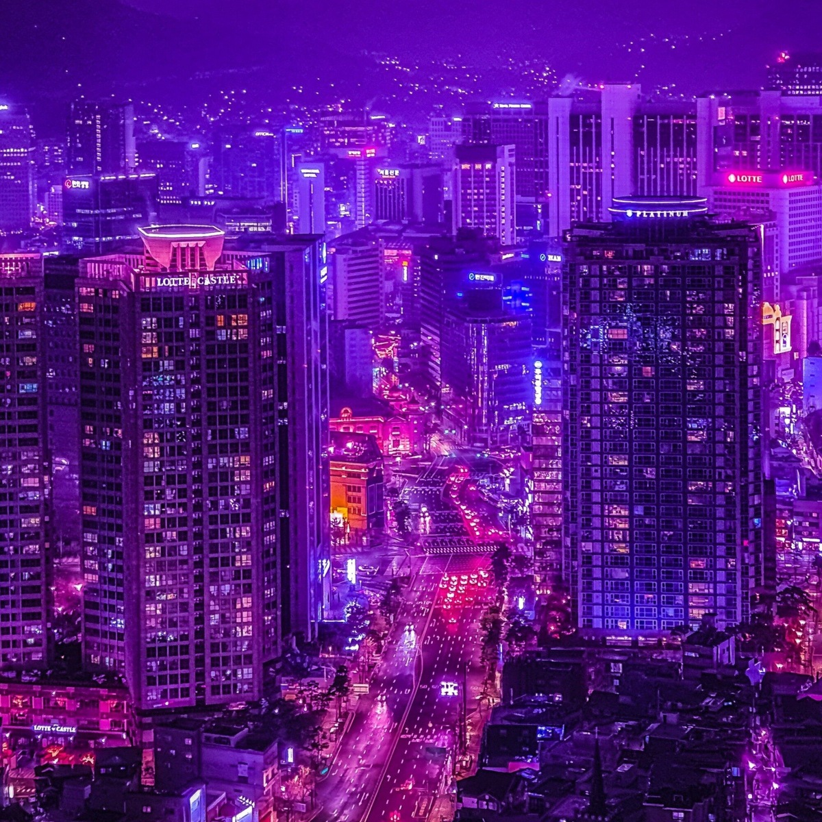 Ночью добраться до города всегда сложно. А тем более из аэропорта. 