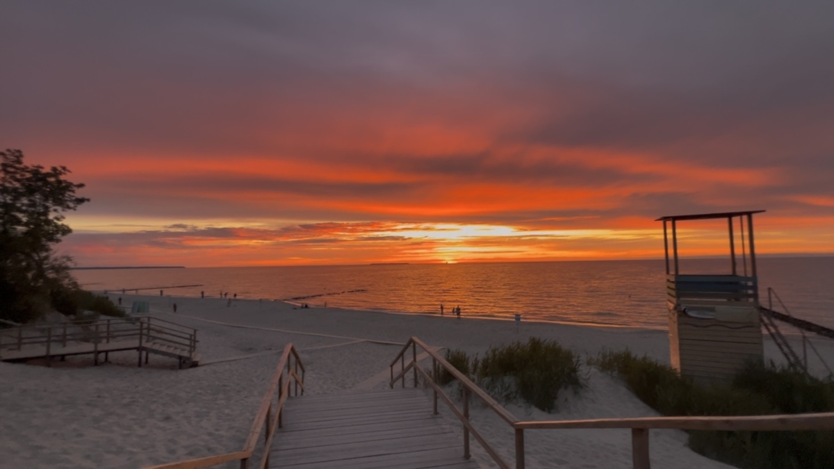 В Калининграде дождь — не повод отменять планы. Это просто такой местный фильтр.