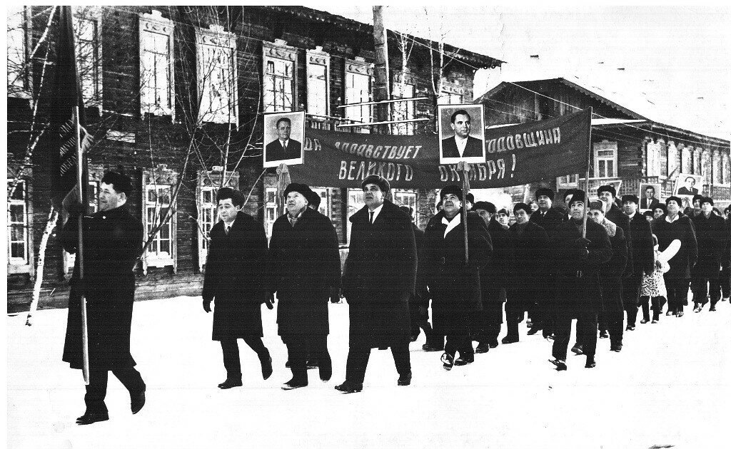 Наш барак. Спасибо моему неизвестному земляку, который увековечил его на фото. Нашла фото в "Одноклассниках".