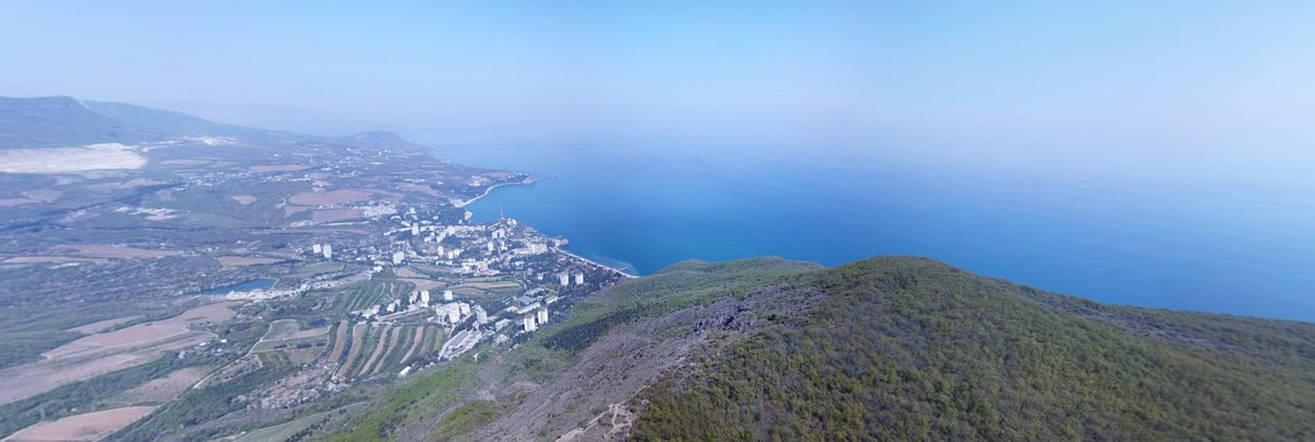 Благоприятным для подъёма считается северный склон. Яндекс.Панорамы