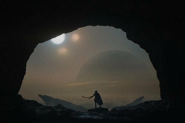    Кадр: фильм «Хищник: Планета смерти»