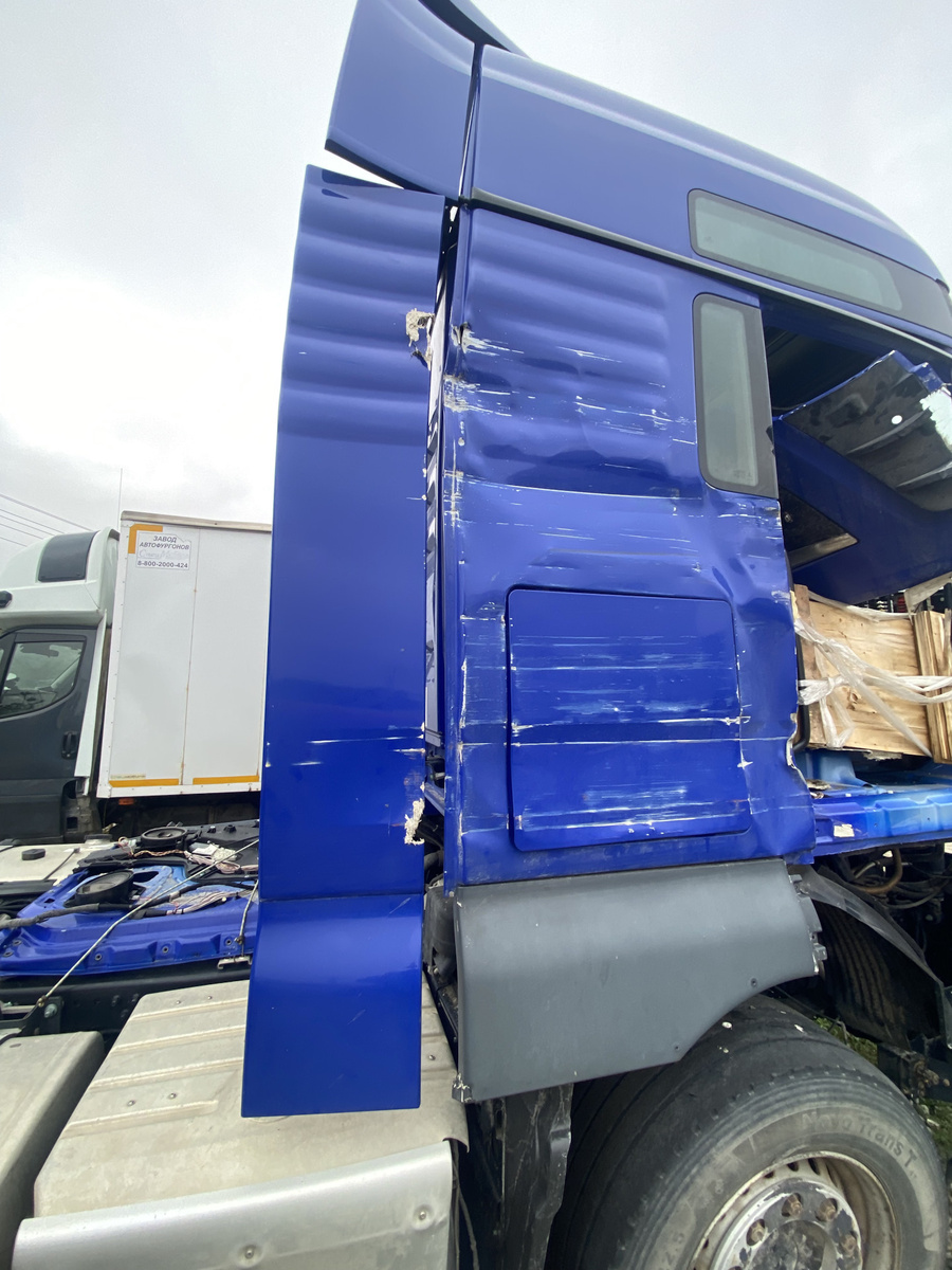 В таком состоянии она поехала.